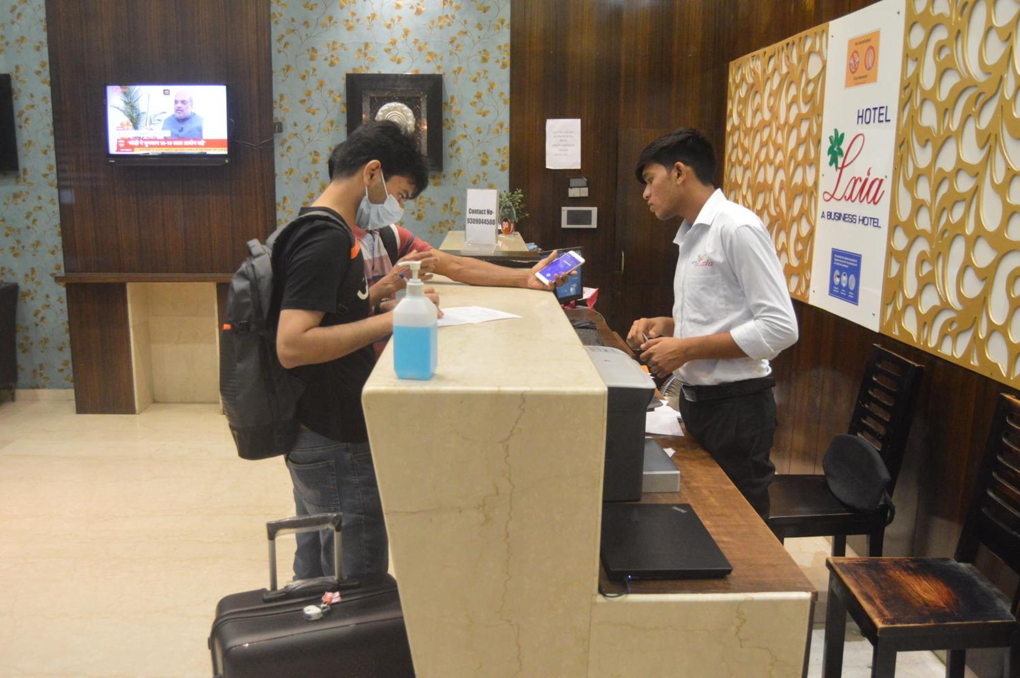Hotel Lxia Hinjewadi - Indian Nationals Only Pimpri-Chinchwad Exterior photo