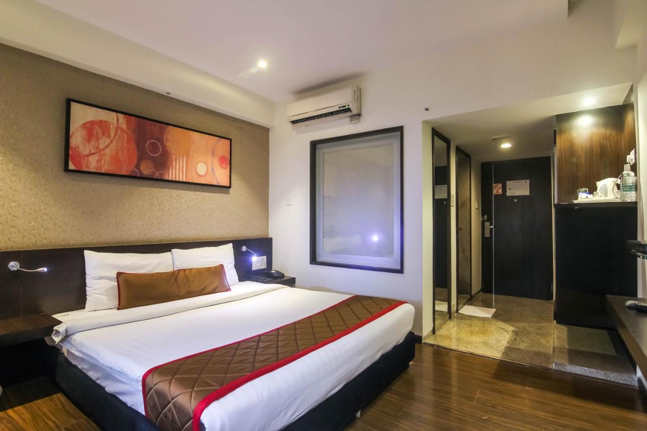 Hotel Lxia Hinjewadi - Indian Nationals Only Pimpri-Chinchwad Exterior photo