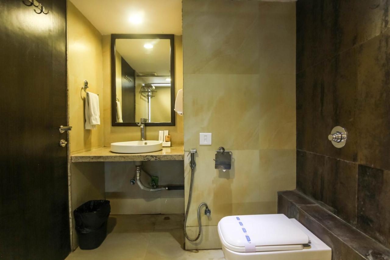 Hotel Lxia Hinjewadi - Indian Nationals Only Pimpri-Chinchwad Exterior photo