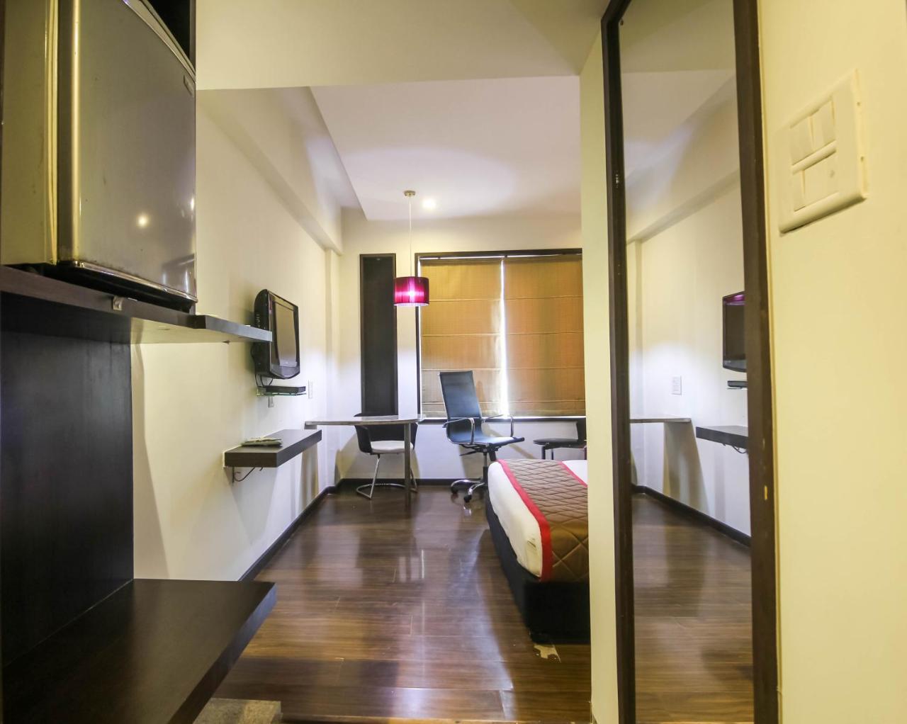 Hotel Lxia Hinjewadi - Indian Nationals Only Pimpri-Chinchwad Exterior photo