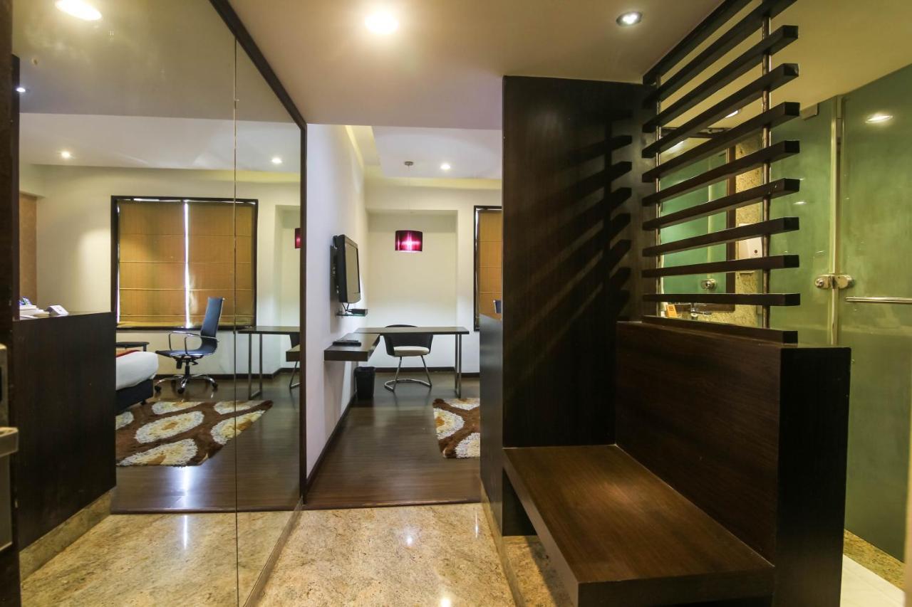 Hotel Lxia Hinjewadi - Indian Nationals Only Pimpri-Chinchwad Exterior photo